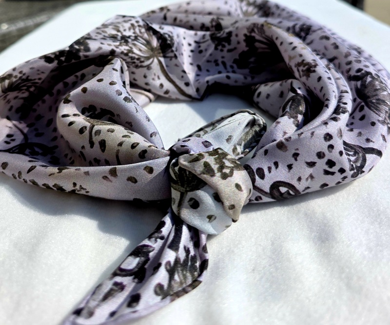 Anda Abstract Silk Scarf "Happy Moments"